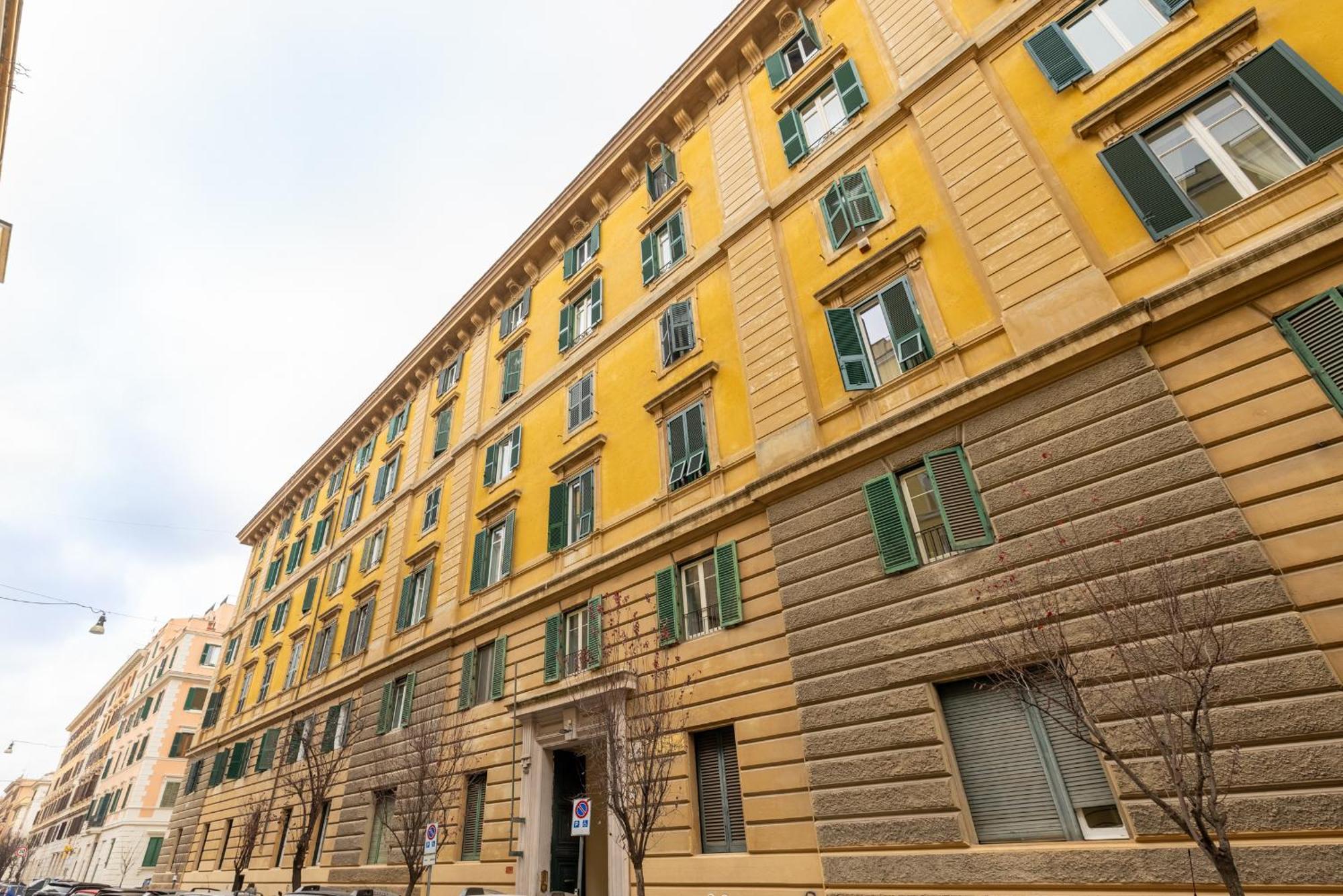 Bed and Breakfast Domus Castroni Scipioni Рим Екстер'єр фото